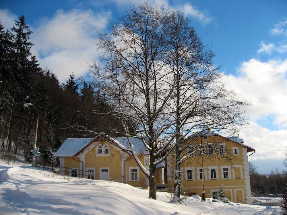 Mariánské Lázně Boutique Hotel Swisshouse מראה חיצוני תמונה